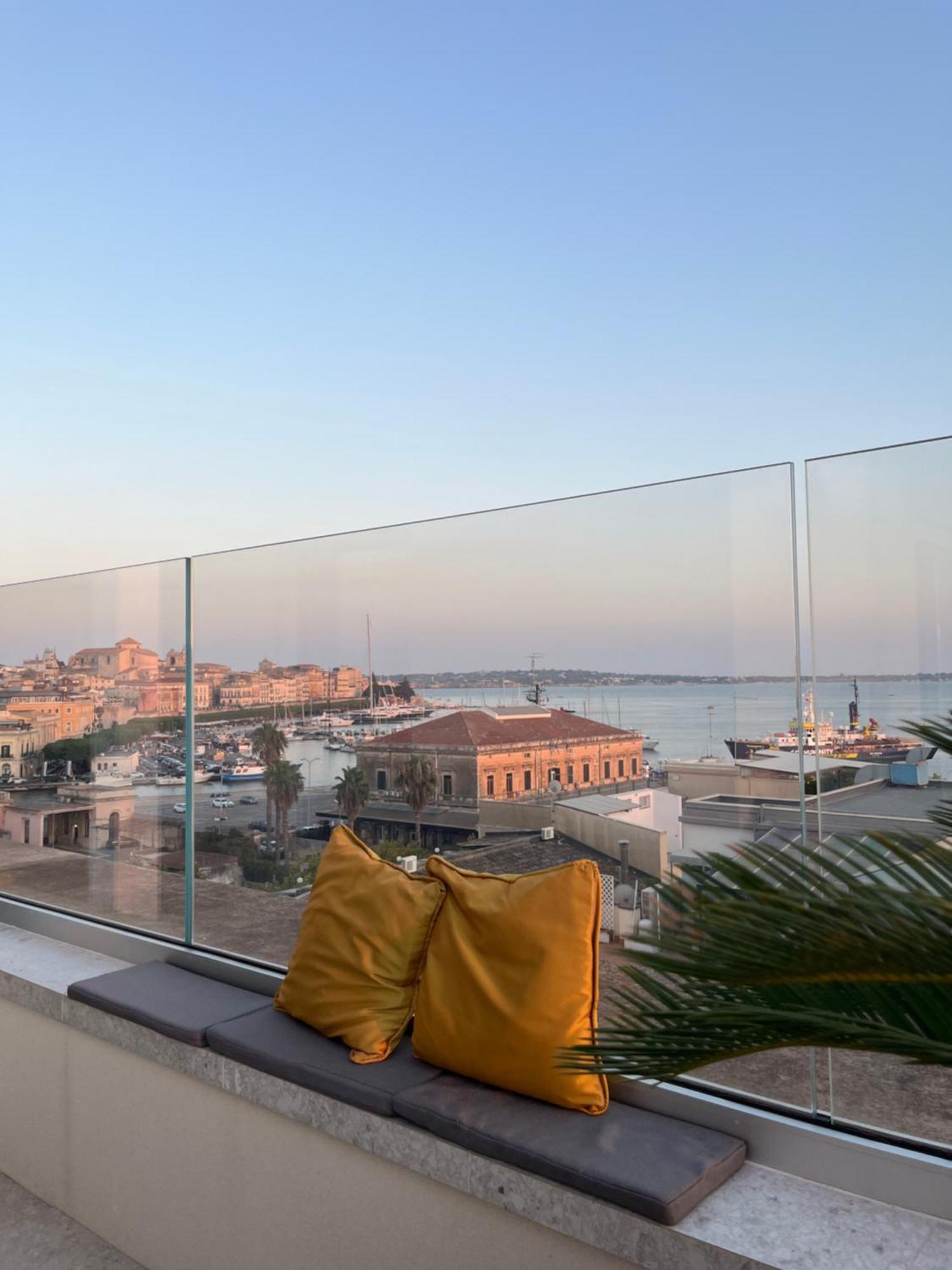 Bed and Breakfast La Terrazza Sul Porto à Syracuse Extérieur photo